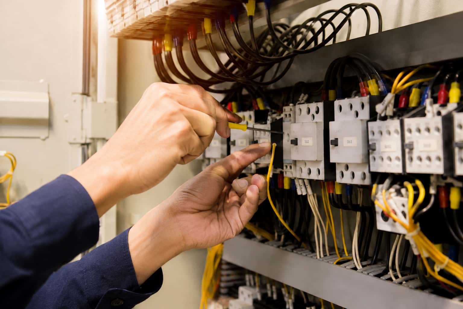 Serviço de instalação elétrica: conte com uma empresa especializada