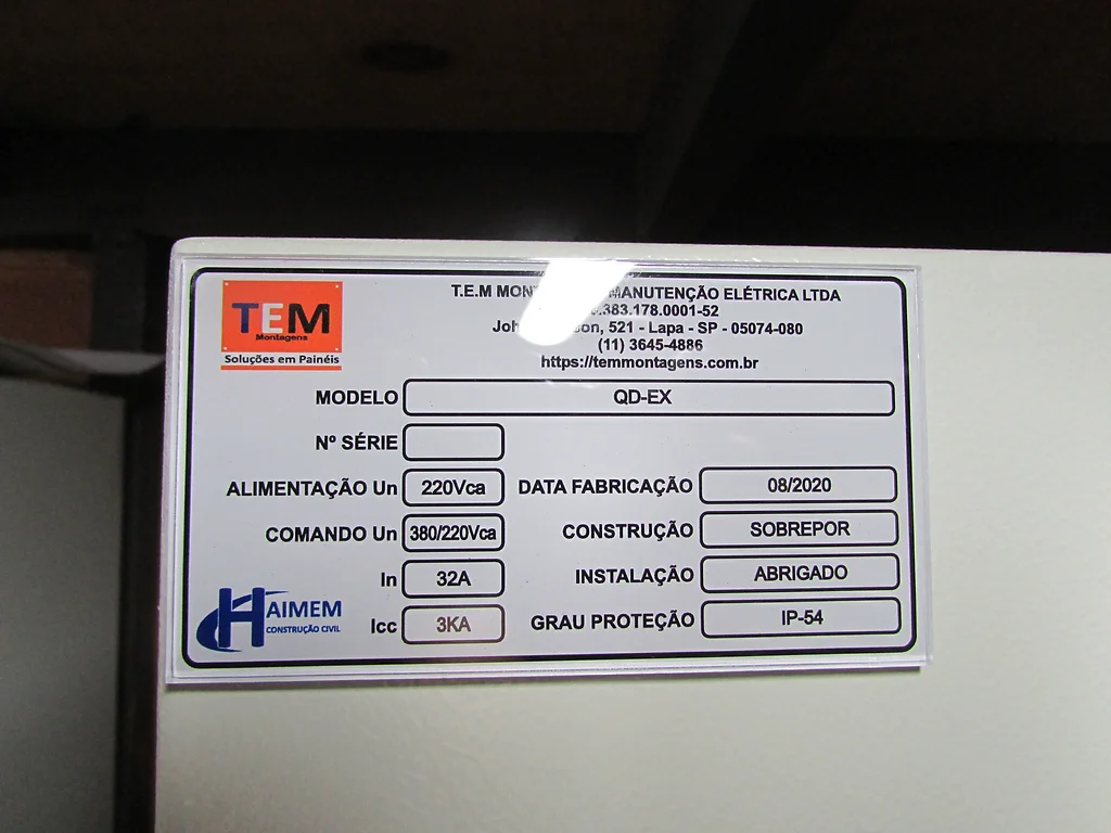 Quadro de Distribuição de Força para Ar Condicionado